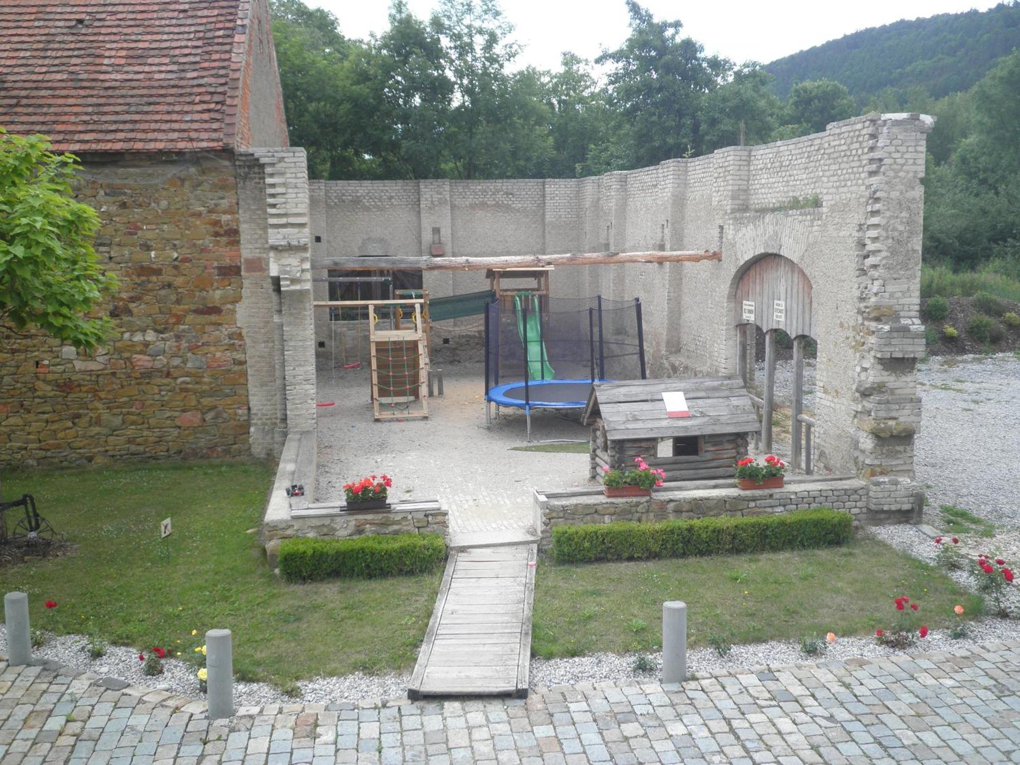 Penzion Ve Stoleti Loděnice Екстериор снимка